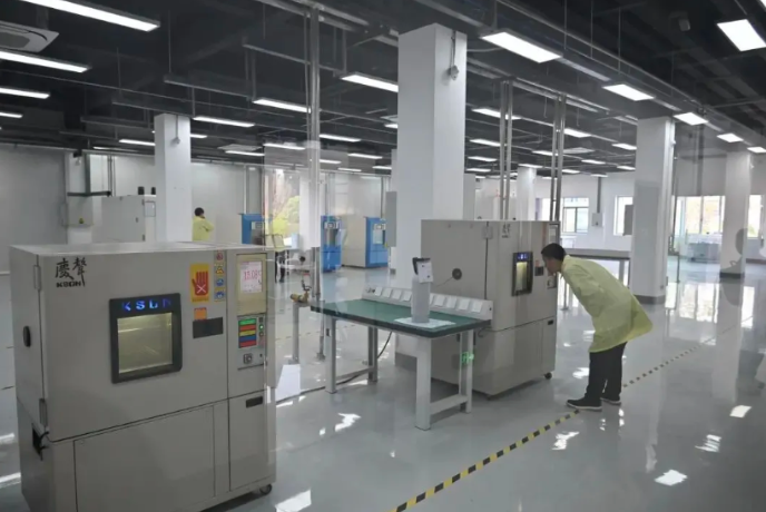 对当前经济工作再部署！成都市政府常务会议重点关注→